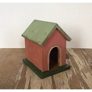 Vintage dollhouse wood dog house doghouse  2 1/2" pink green paint 1930s 1940s